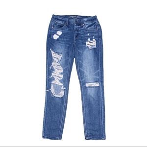 🎉HP🎉 American Eagle Outfitters Tomgirl Distressed Mom Jeans 2